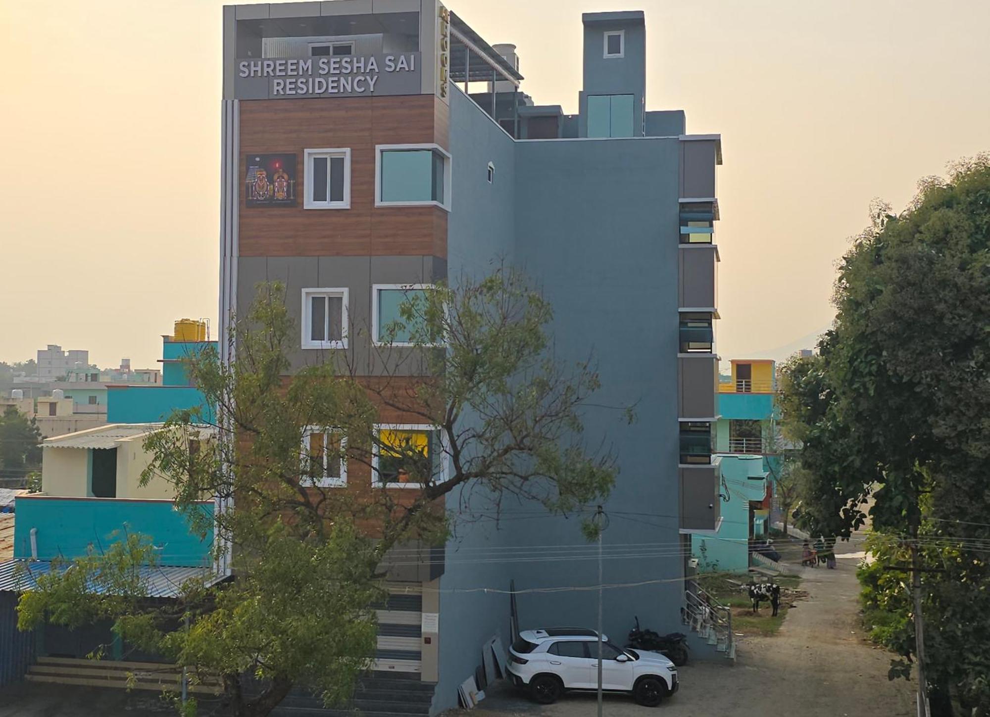 Shreem Sesha Sai Residency Hotel Tiruvannāmalai Exterior photo