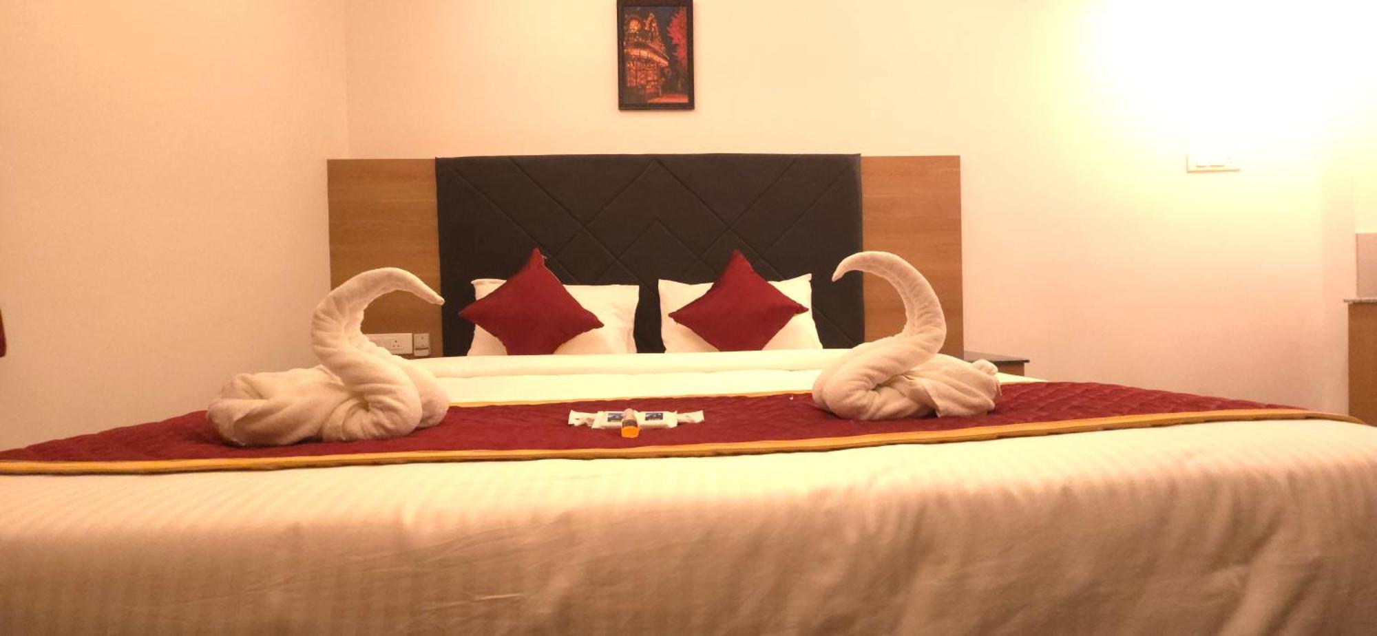 Shreem Sesha Sai Residency Hotel Tiruvannāmalai Exterior photo