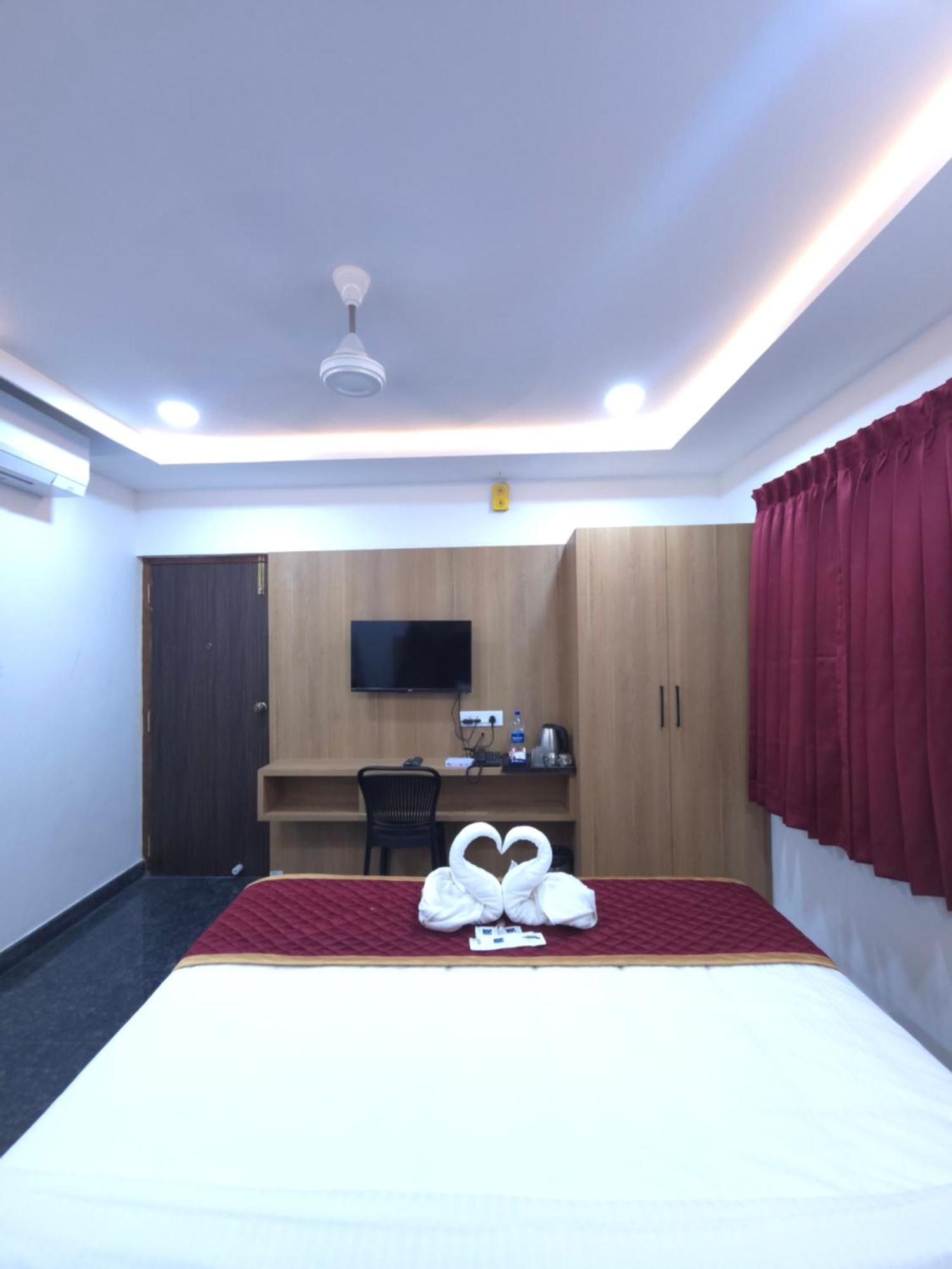 Shreem Sesha Sai Residency Hotel Tiruvannāmalai Exterior photo