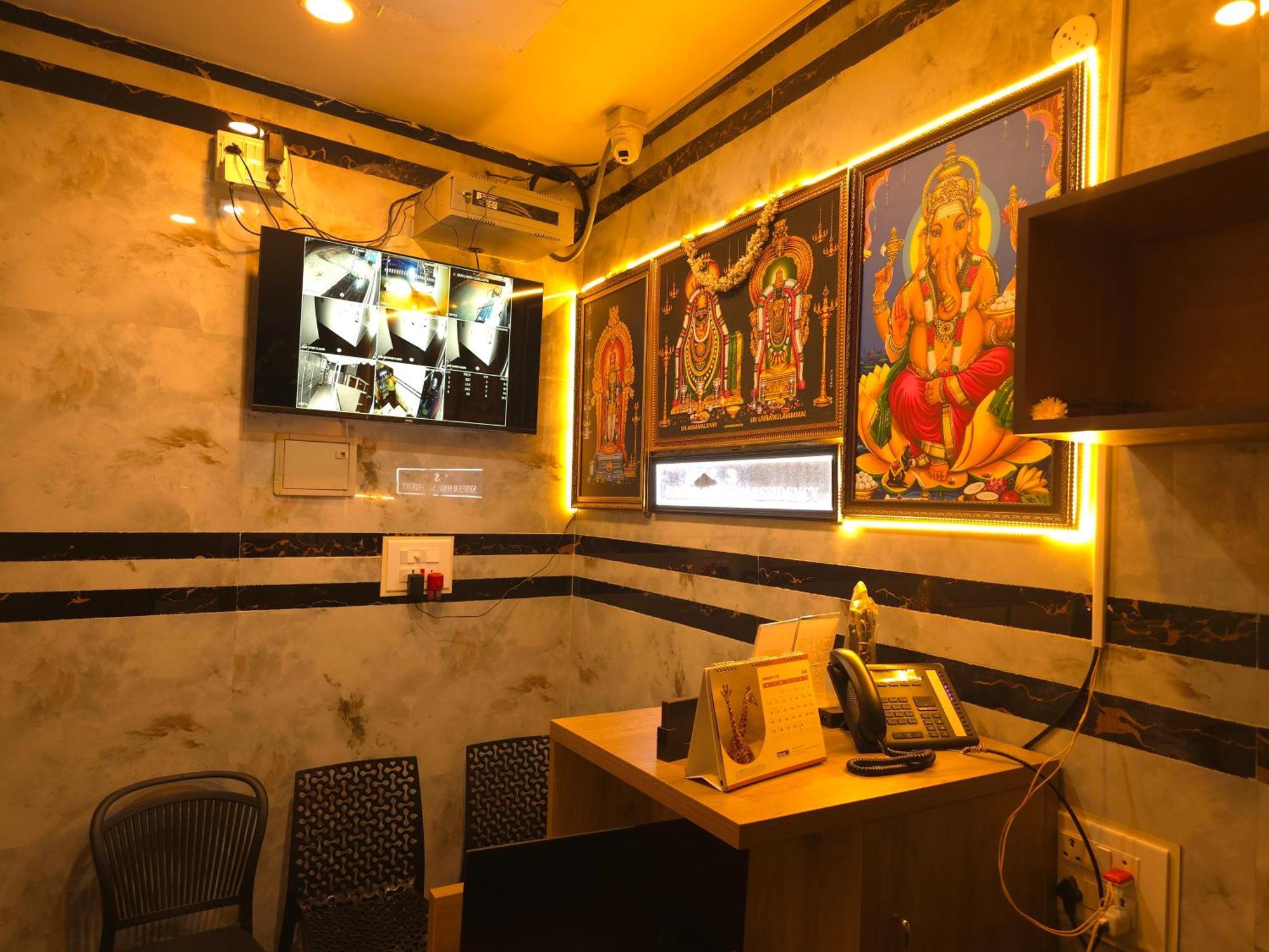 Shreem Sesha Sai Residency Hotel Tiruvannāmalai Exterior photo